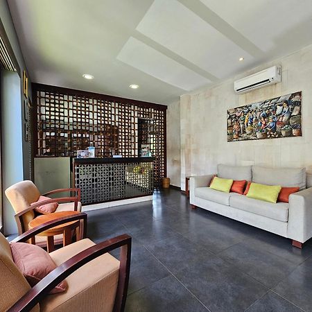Seminyak Icon - By Karaniya Experience - Chse Certified Villa Exterior photo
