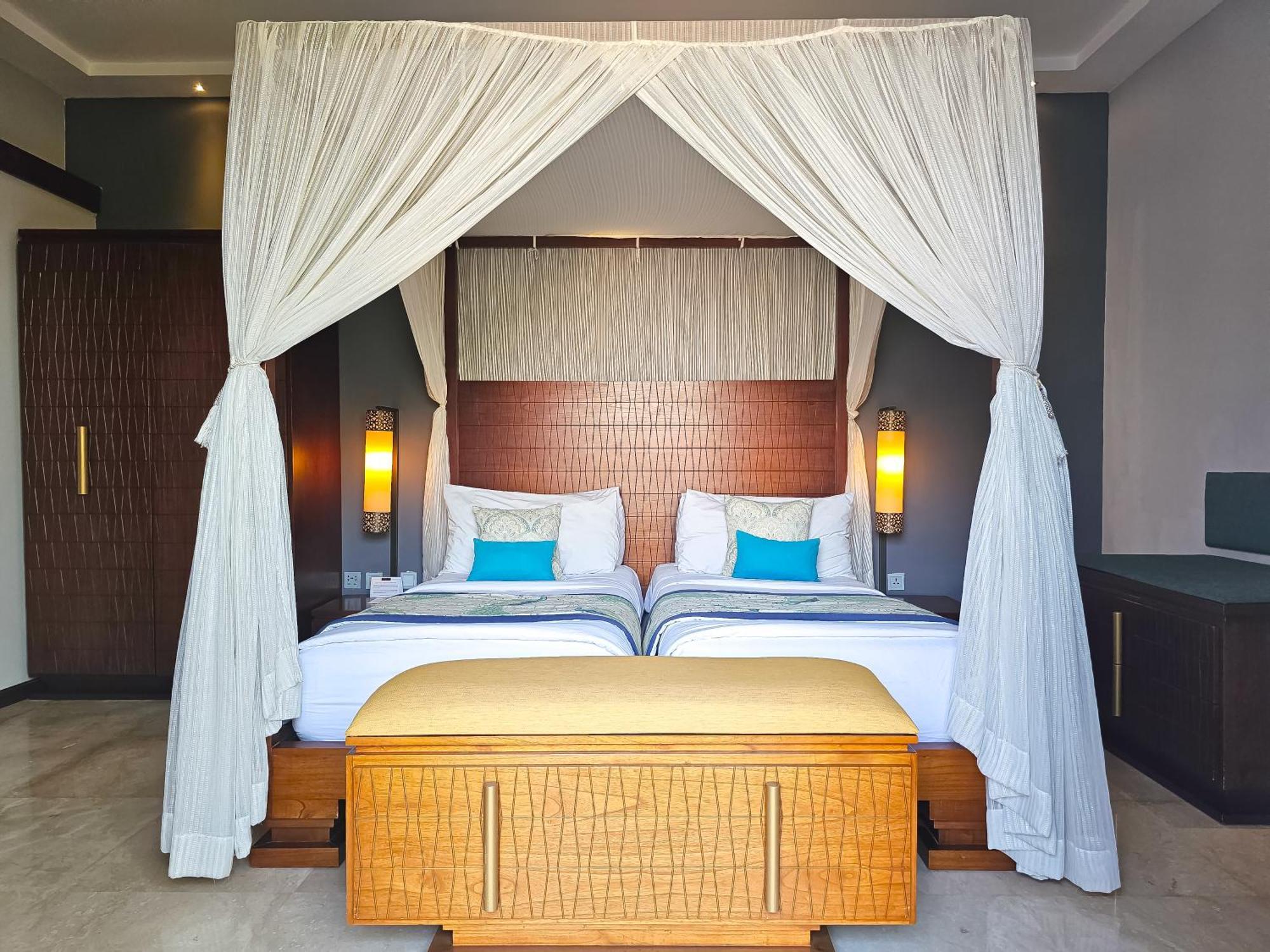 Seminyak Icon - By Karaniya Experience - Chse Certified Villa Exterior photo