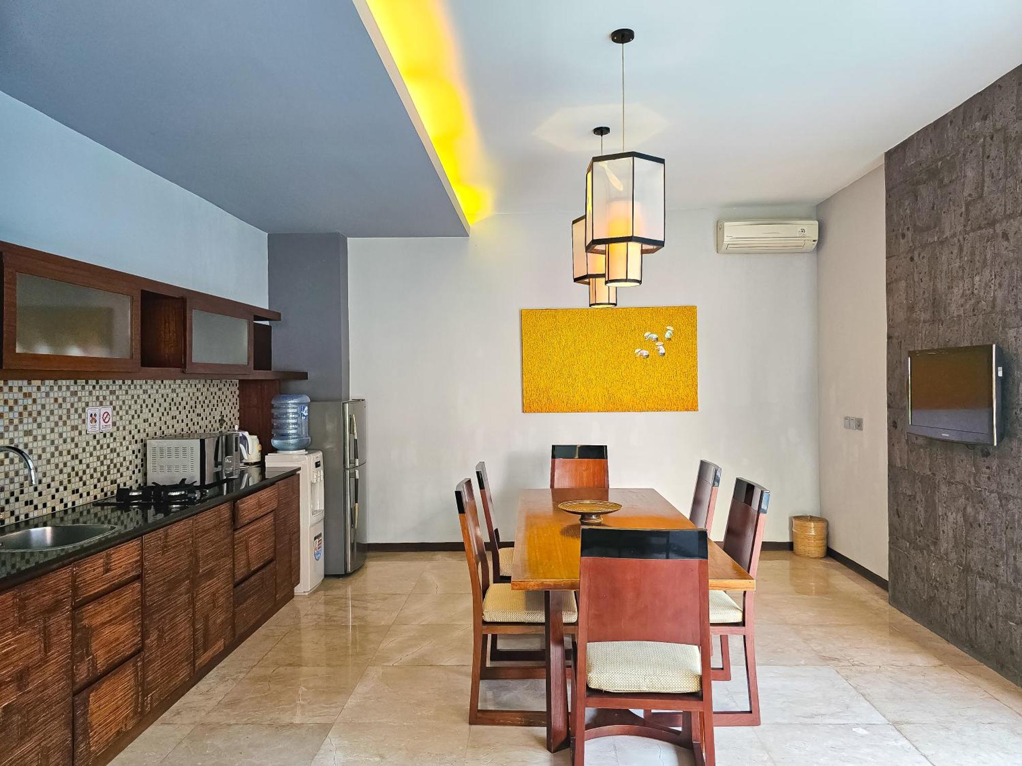 Seminyak Icon - By Karaniya Experience - Chse Certified Villa Exterior photo
