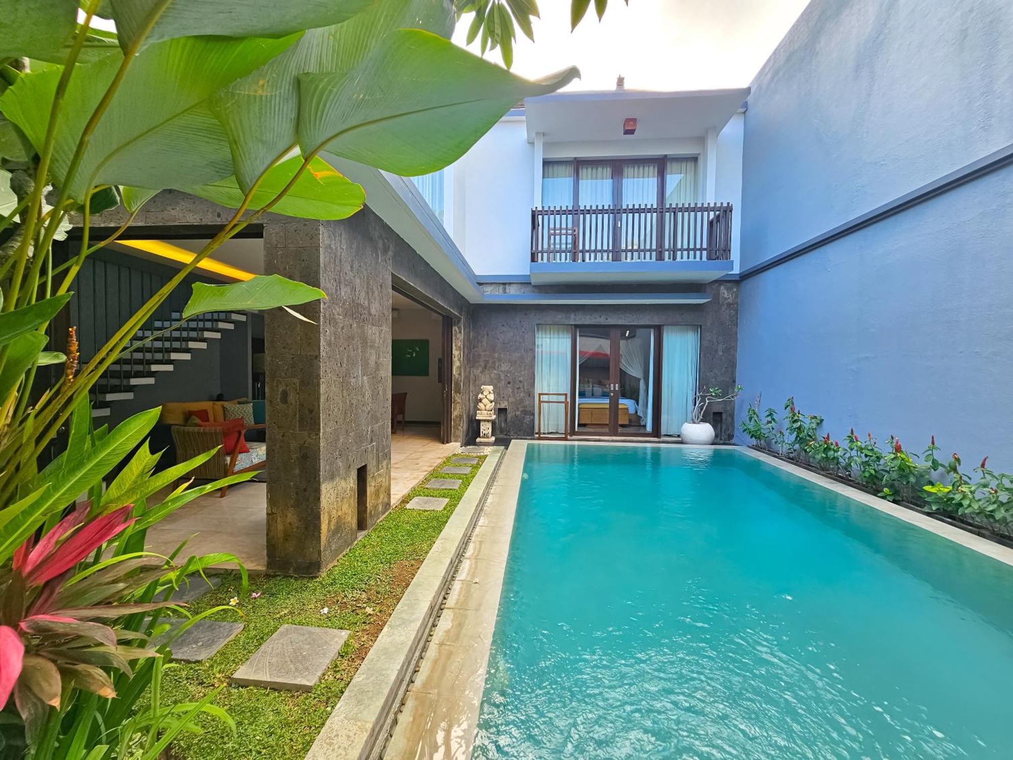 Seminyak Icon - By Karaniya Experience - Chse Certified Villa Exterior photo