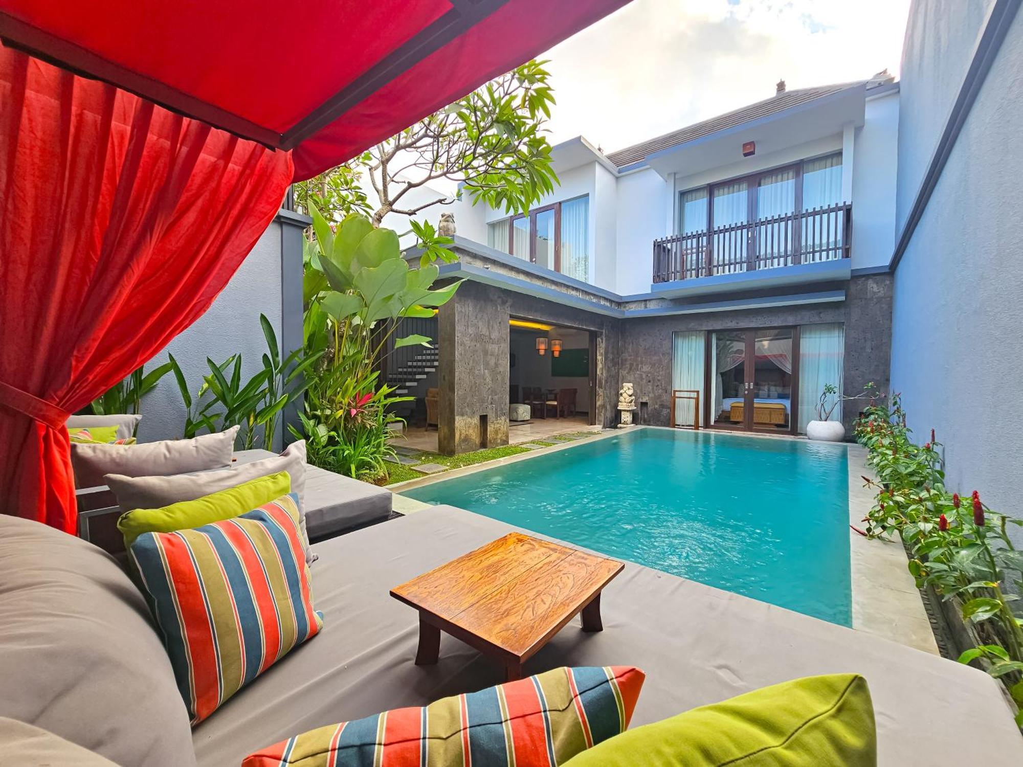 Seminyak Icon - By Karaniya Experience - Chse Certified Villa Exterior photo