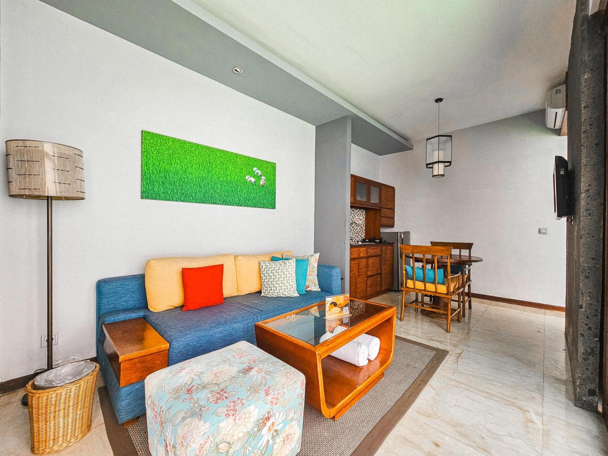 Seminyak Icon - By Karaniya Experience - Chse Certified Villa Exterior photo