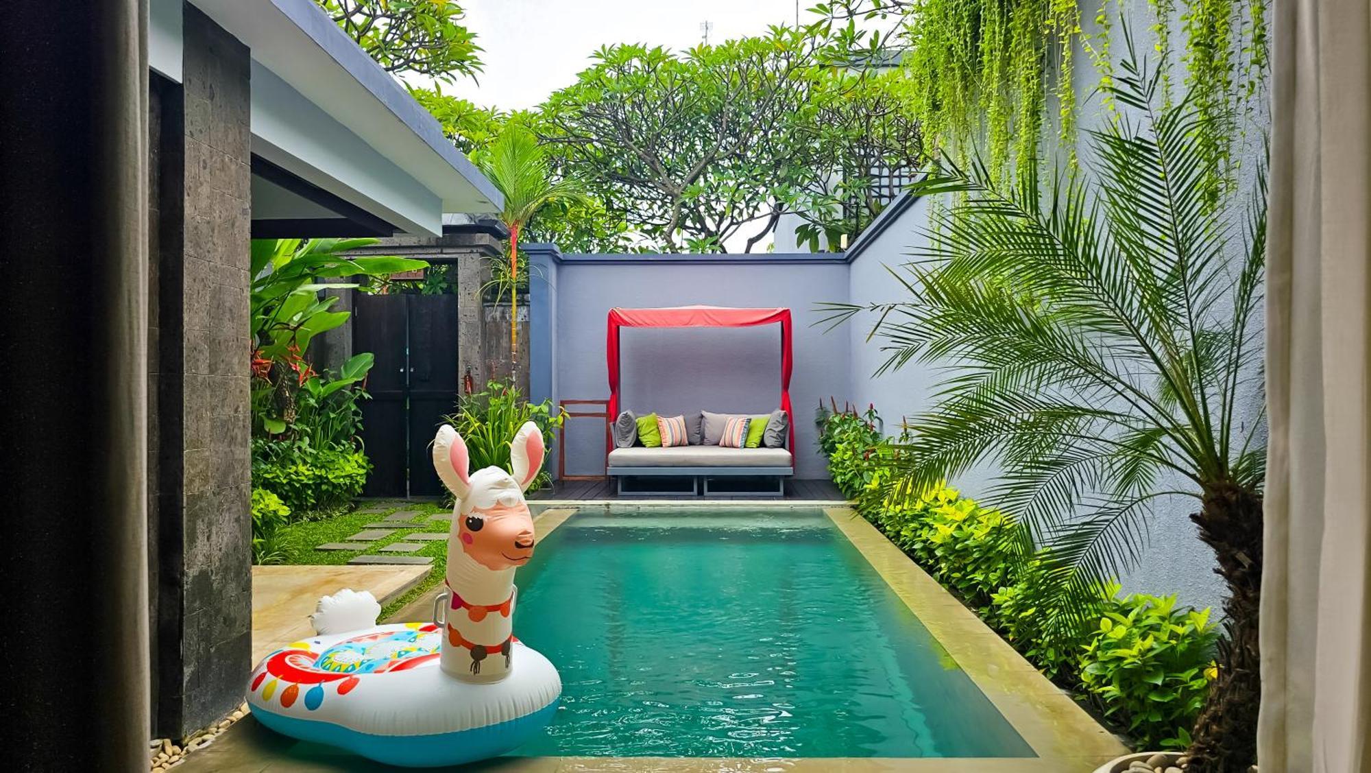 Seminyak Icon - By Karaniya Experience - Chse Certified Villa Exterior photo